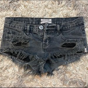One teaspoon shorts! Size 26